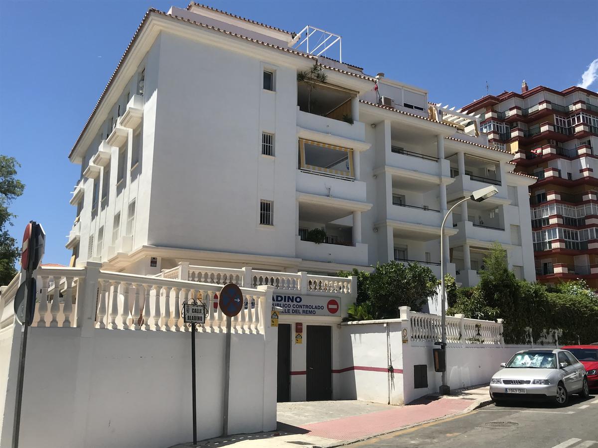 טורמולינוס Apartamento Los Nidos מראה חיצוני תמונה