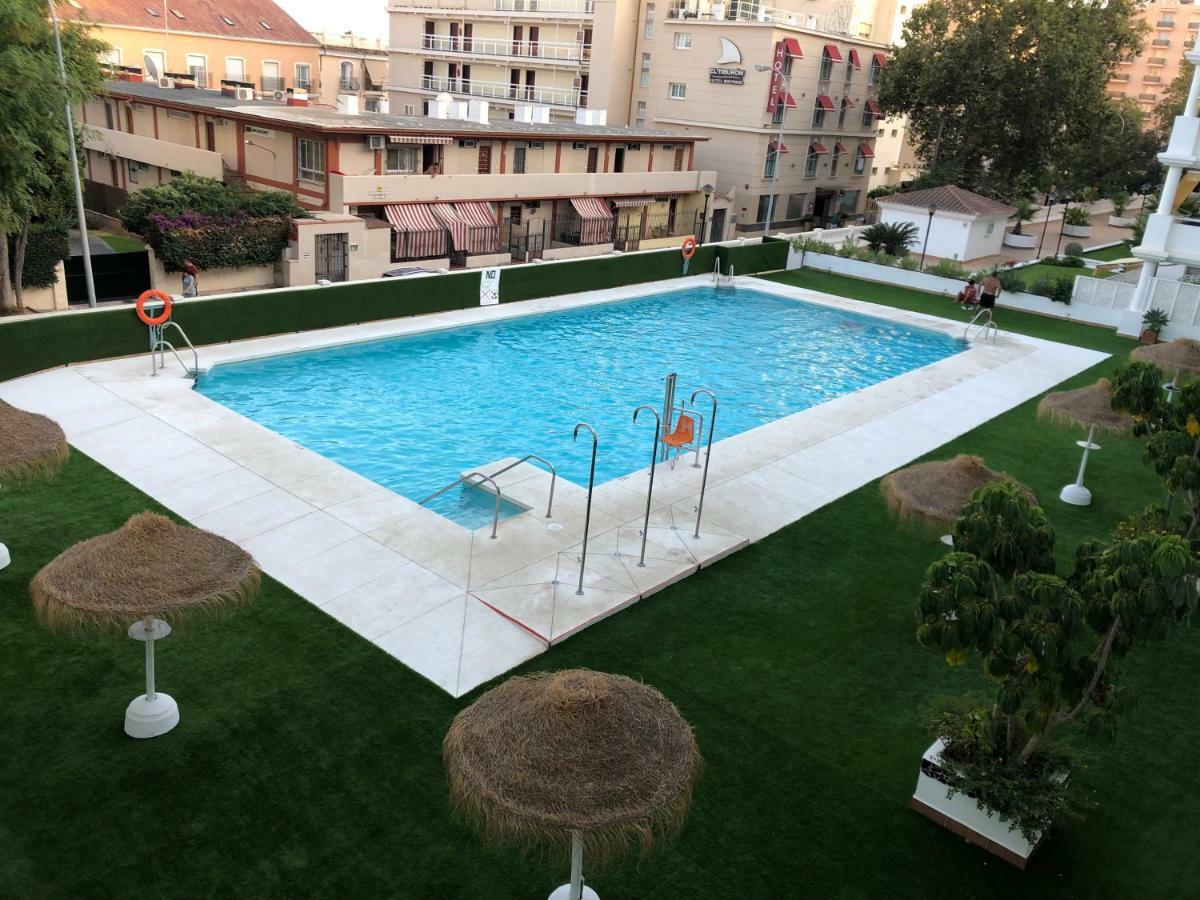 טורמולינוס Apartamento Los Nidos מראה חיצוני תמונה